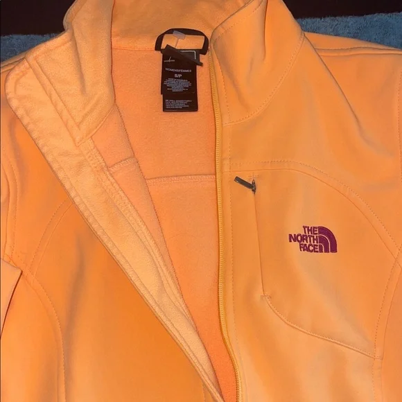 The North Face Vibrant Orange Fleece Jacket - Picture 1 of 6